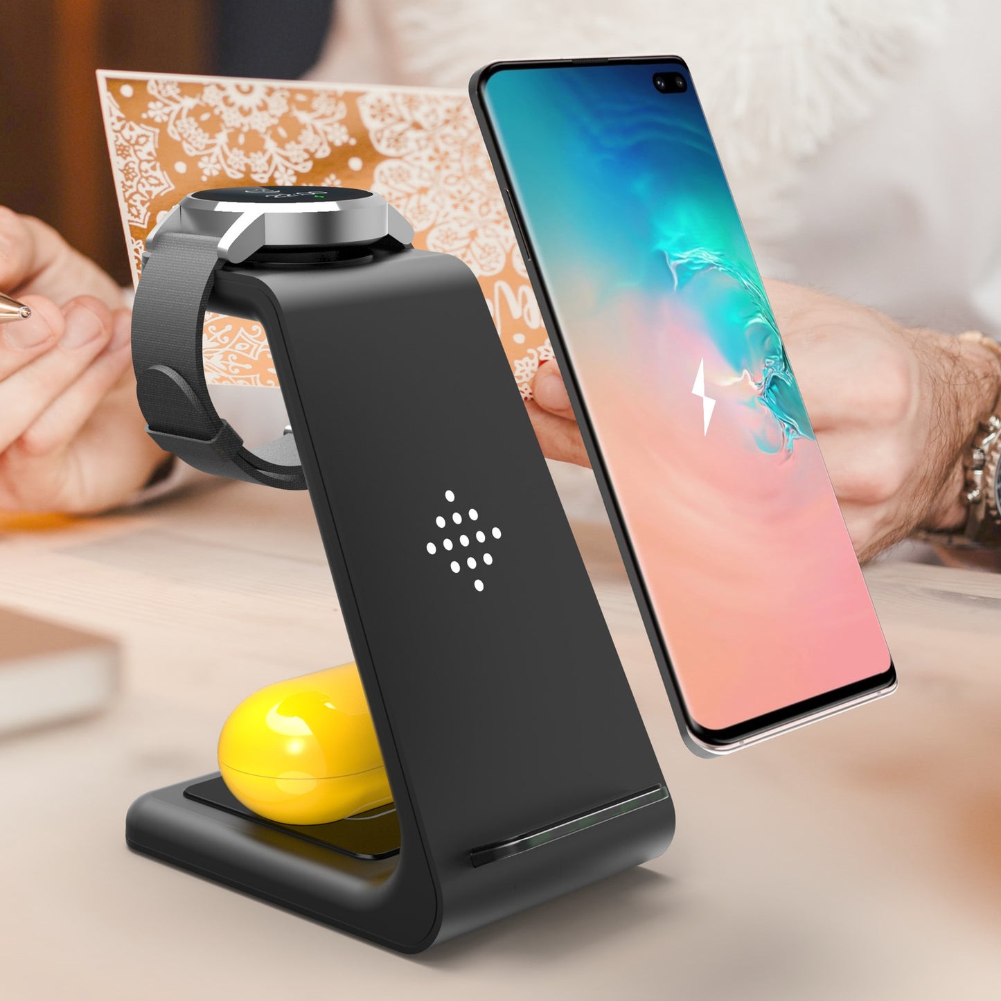 3 In 1 Fast Charging Station Wireless Charger Stand Wireless Quick Charge Dock for Phone Holder